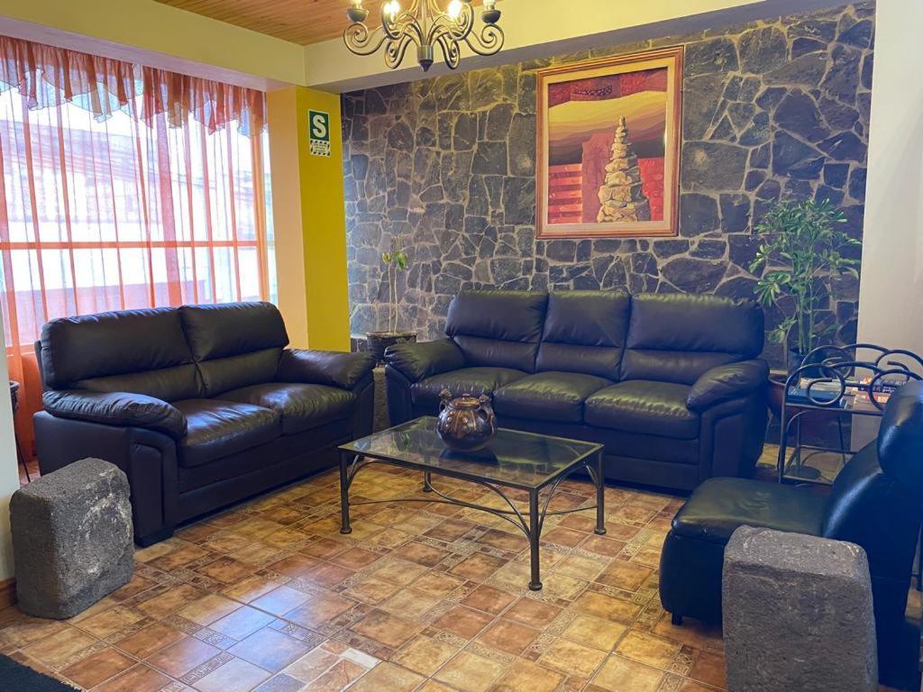 Hostal Oscar Inn Пуно Экстерьер фото