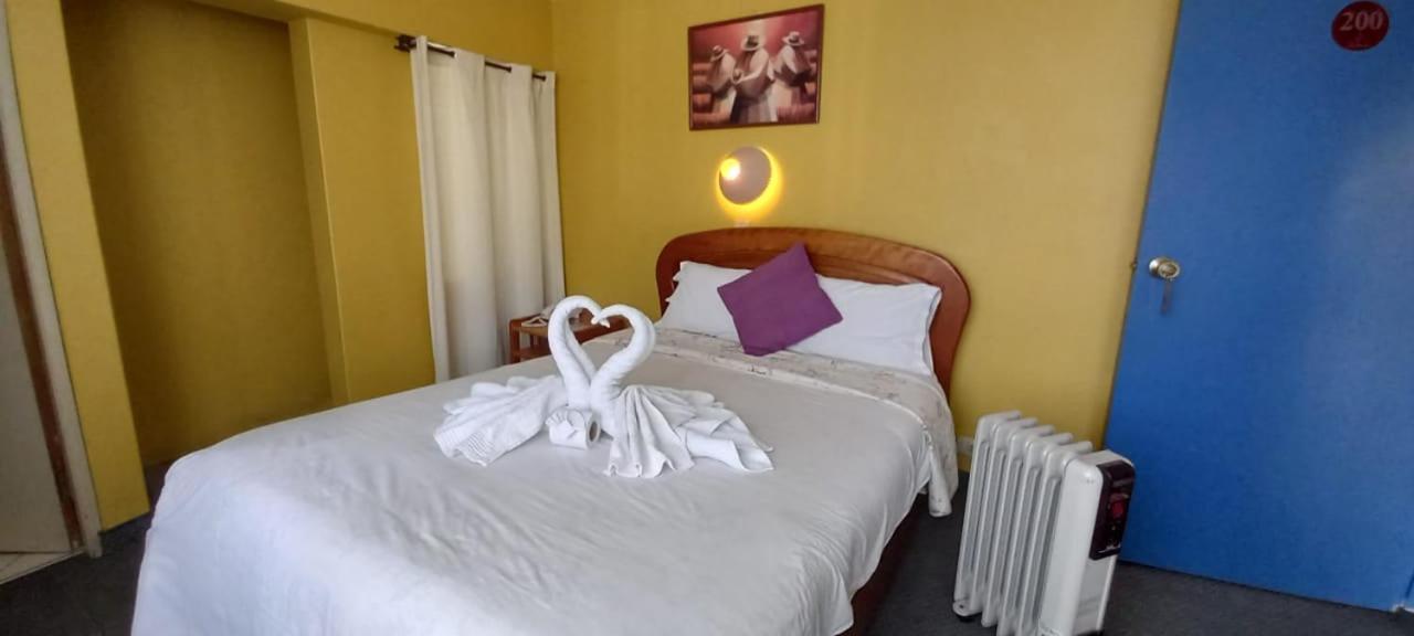 Hostal Oscar Inn Пуно Экстерьер фото
