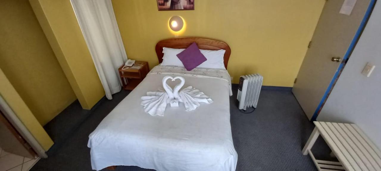 Hostal Oscar Inn Пуно Экстерьер фото